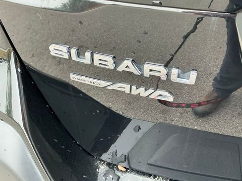 Certified 2023 Subaru Outback Limited image 5