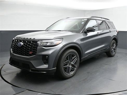 New 2026 Ford Explorer ST image 7