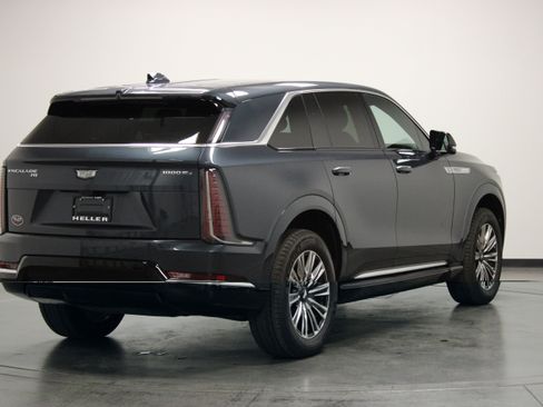 Used 2026 Cadillac Escalade IQ Luxury 1 AWD/4WD image 8