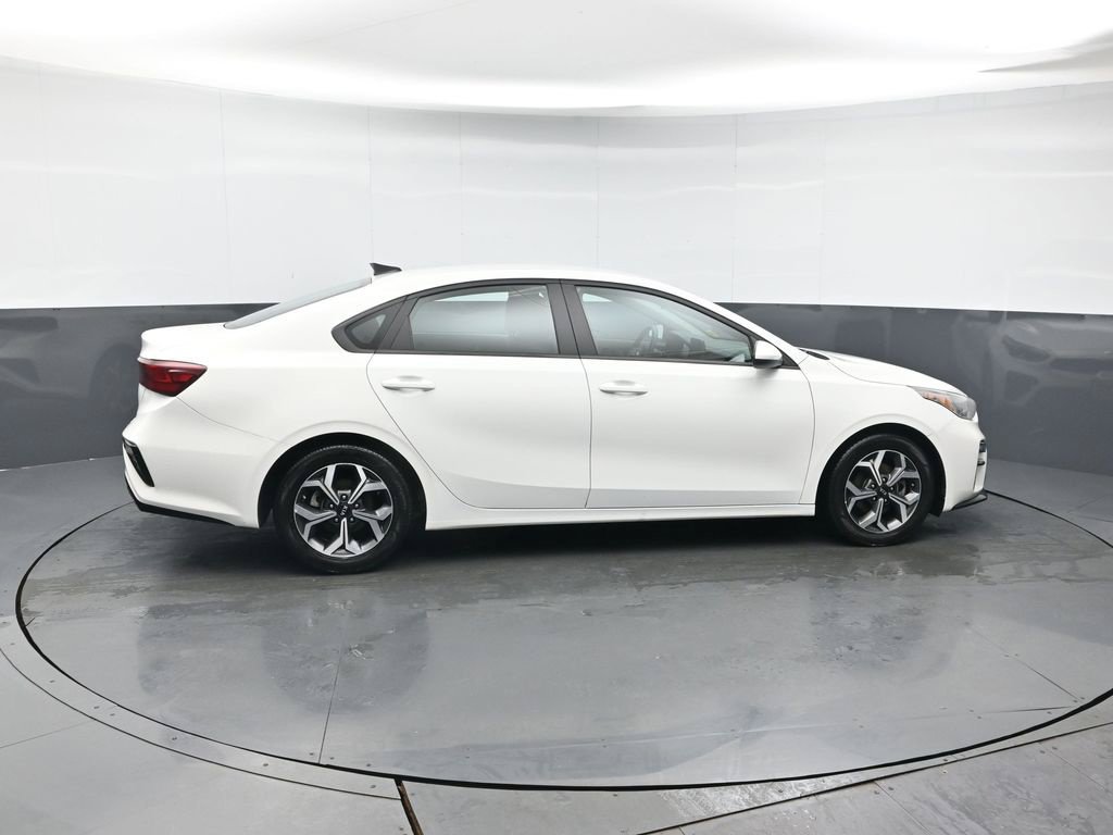 Used 2021 Kia Forte LXS FWD image 7