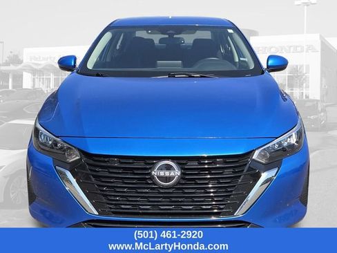 Used 2024 Nissan Sentra SV FWD image 5