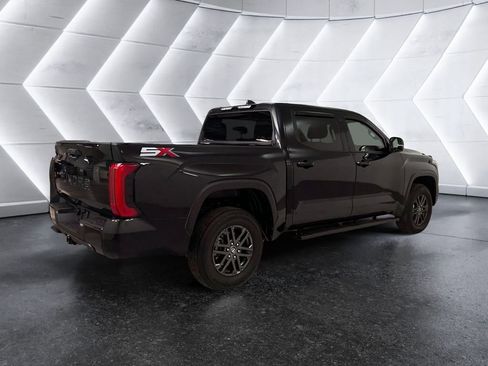 Used 2025 Toyota Tundra SR5 w/ SR5 Convenience Package AWD/4WD image 4
