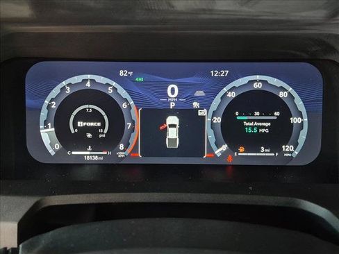 Used 2024 Toyota Tacoma TRD Off-Road AWD/4WD image 11