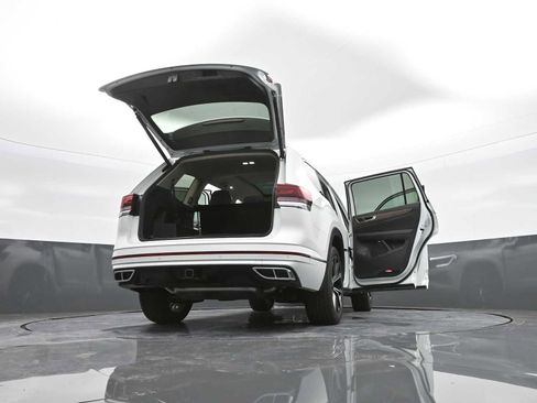 Used 2025 Volkswagen Atlas SEL Premium R-Line image 50