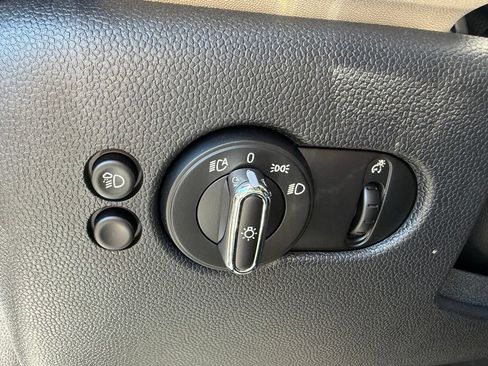 Used 2023 MINI Cooper S FWD image 28