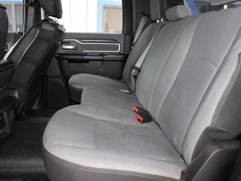 Used 2021 RAM 2500 Big Horn image 23