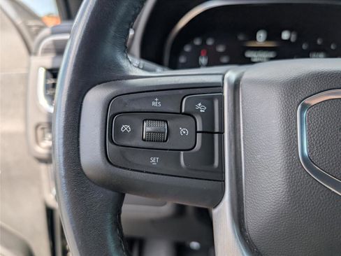 Used 2023 GMC Yukon SLT RWD image 25
