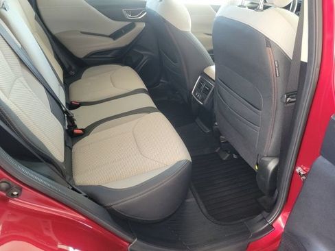 Used 2019 Subaru Forester Premium AWD/4WD image 12