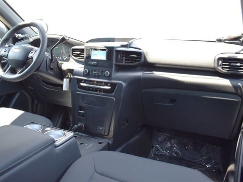 Used 2024 Ford Explorer 4WD Police Interceptor image 12