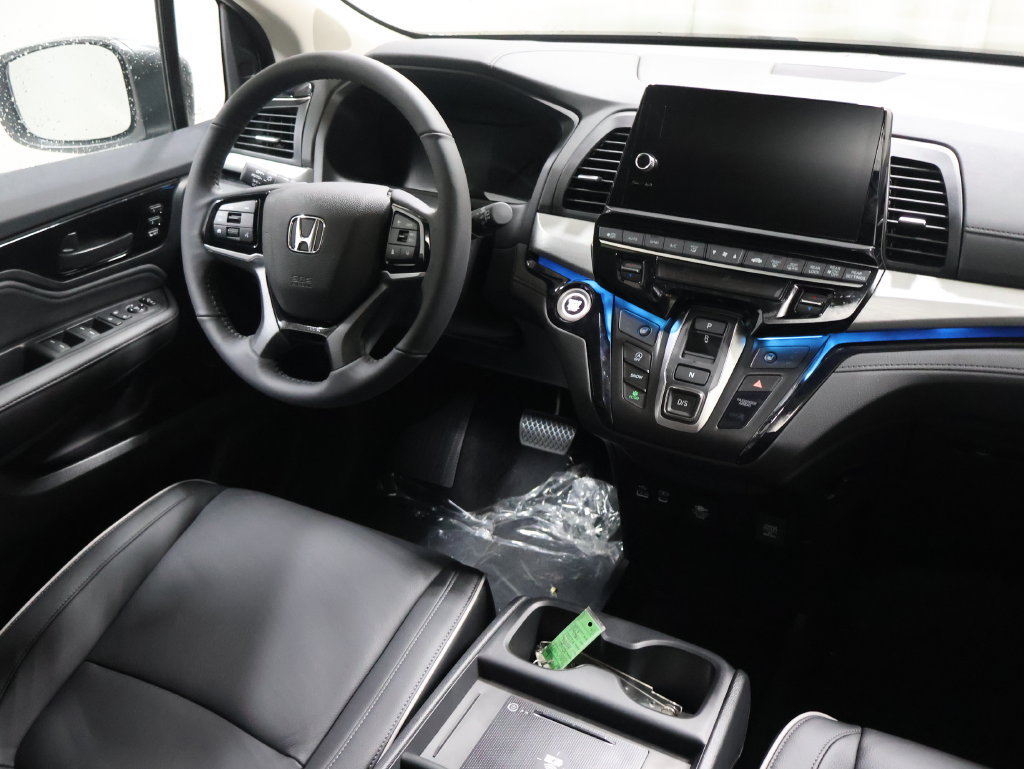 New 2027 Honda Odyssey Touring image 18