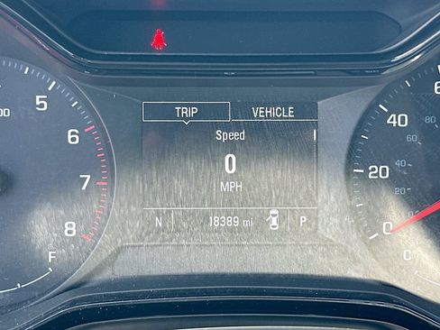 Used 2024 Chevrolet Trax LS w/ LS Convenience Package FWD image 12