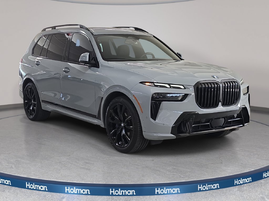 Certified 2024 BMW X7 xDrive40i w/ M Sport Package AWD/4WD image 3