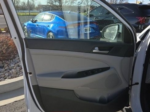 Used 2018 Hyundai Tucson SEL image 8