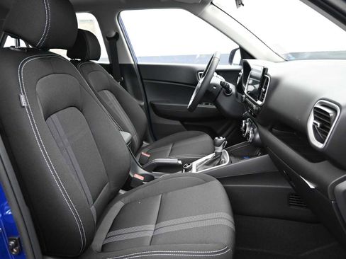 New 2026 Hyundai Venue SEL image 11