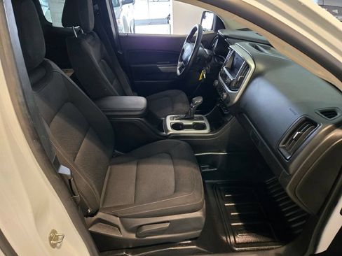 Certified 2022 Chevrolet Colorado LT w/ Fleet Safety Package RWD image 6