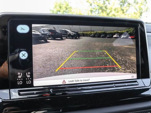 New 2026 Volkswagen Atlas Cross Sport SE image 7