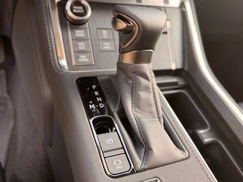 Used 2026 Lexus GX 550 AWD/4WD image 12