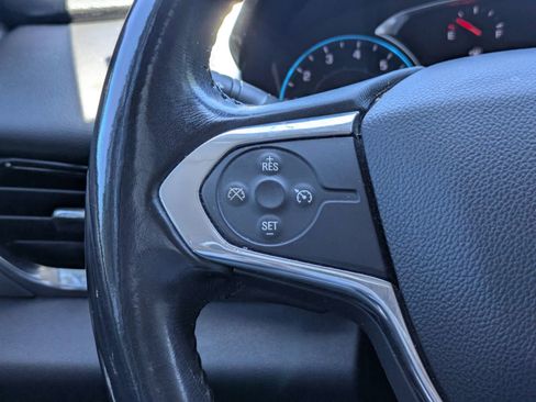 Used 2018 Chevrolet Traverse LT FWD image 18