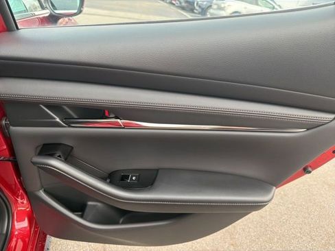 New 2026 MAZDA MAZDA3 2.5 S Hatchback w/ Premium Pkg image 32