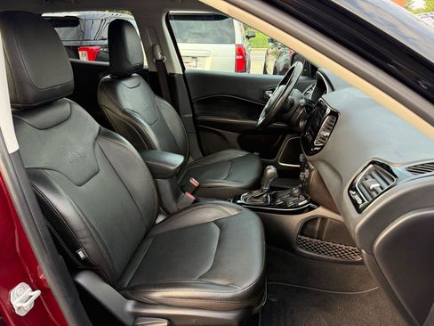 Used 2021 Jeep Compass Limited AWD/4WD image 3