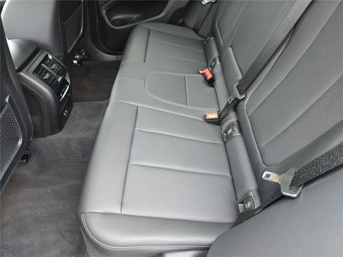 Used 2024 BMW X3 sDrive30i w/ Convenience Package w/ZPA image 12