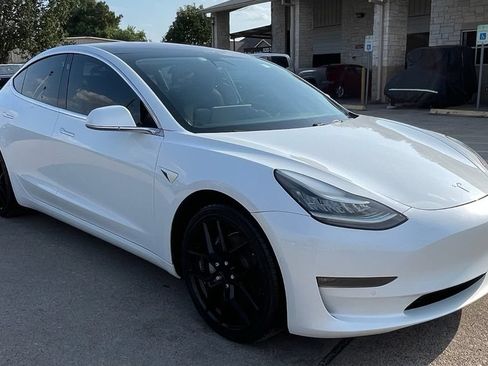 Used 2018 Tesla Model 3 Performance AWD/4WD image 2