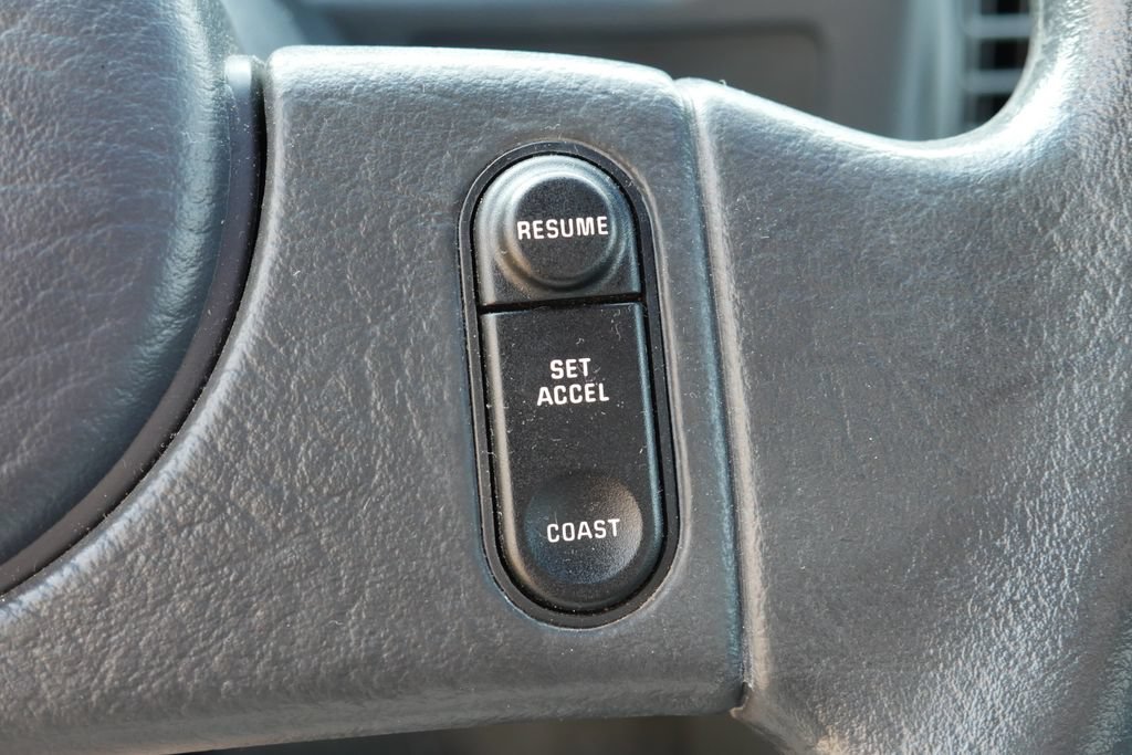 Used 1989 Ford Mustang GT RWD image 25