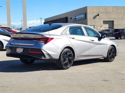 New 2026 Hyundai Elantra Sport image 2