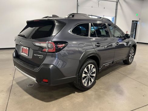 Used 2024 Subaru Outback Limited XT w/ Popular Package #2 AWD/4WD image 3