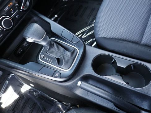 Used 2024 Kia Soul LX w/ Option Group 015 FWD image 12