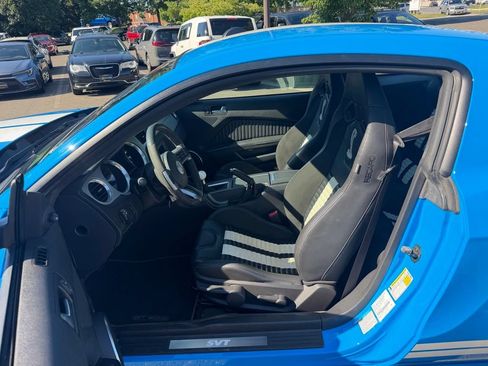 Used 2014 Ford Mustang Shelby GT500 w/ Equipment Group 821A RWD image 9