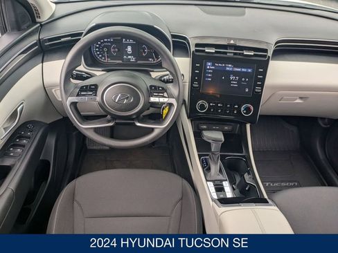 Certified 2024 Hyundai Tucson SE image 32