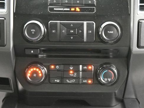 Used 2016 Ford F150 XLT w/ Equipment Group 301A Mid AWD/4WD image 21