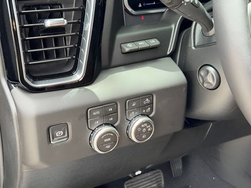 New 2026 GMC Sierra 1500 Denali Ultimate AWD/4WD image 11