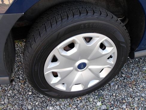 Used 2018 Ford Transit Connect XL image 36