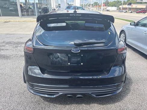 Used 2015 Ford Focus ST w/ Equipment Group 402A FWD image 4
