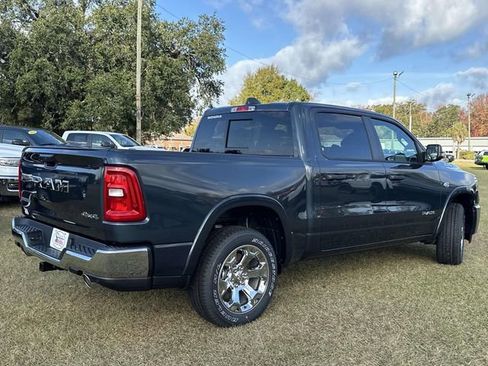 New 2026 RAM 1500 4x4 Crew Cab image 34