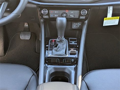 New 2026 Jeep Compass Latitude image 19