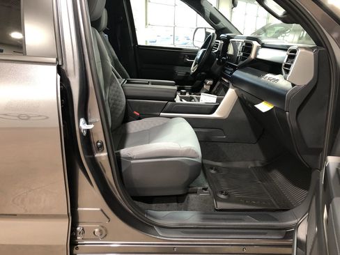 New 2025 Toyota Tundra SR5 image 25