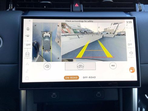 Used 2024 Land Rover Discovery Sport S image 28