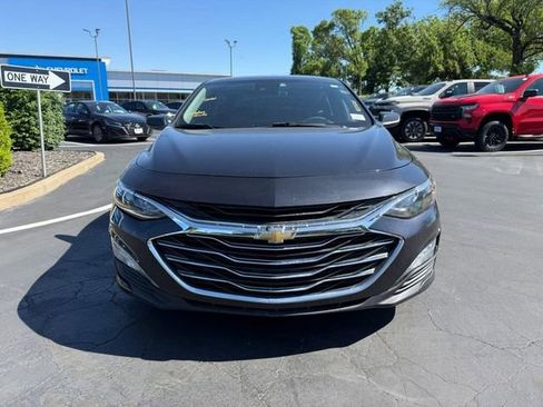 Used 2023 Chevrolet Malibu LT FWD image 9