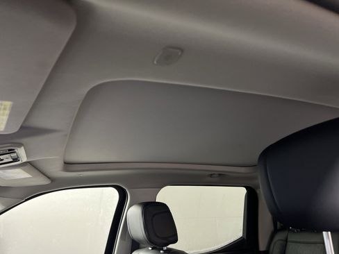 Used 2024 Toyota Tundra Limited image 24