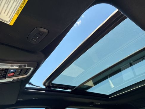 Used 2021 RAM 1500 Limited AWD/4WD image 9