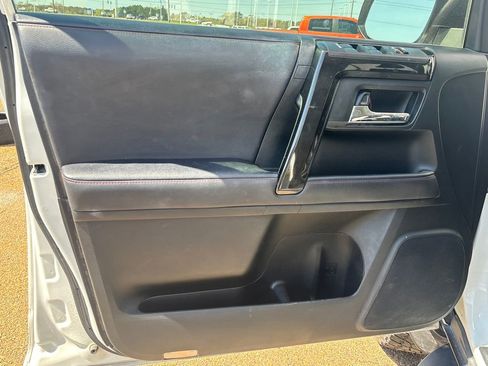 Used 2020 Toyota 4Runner TRD Pro AWD/4WD image 6