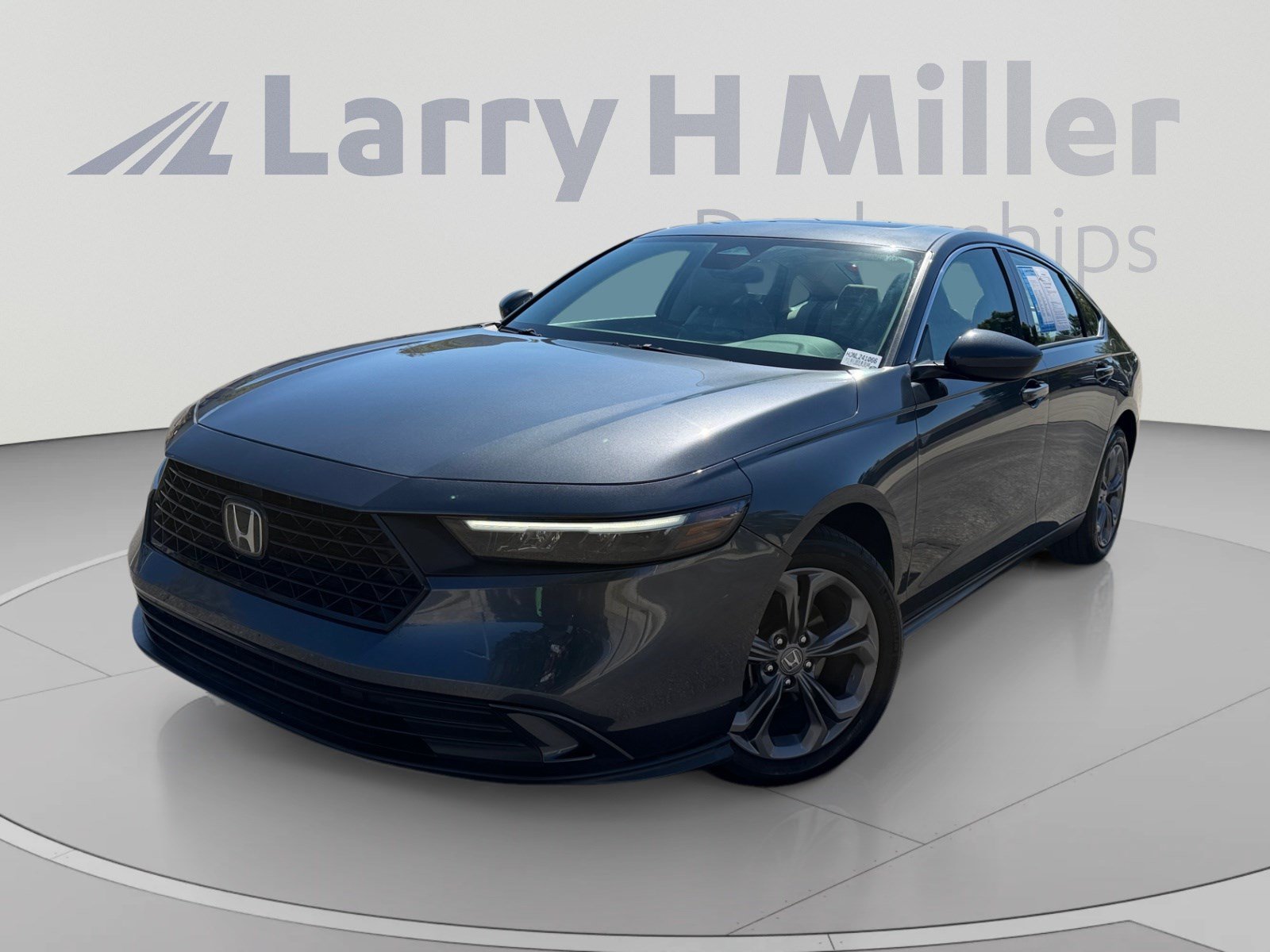 Certified 2024 Honda Accord EX image 1