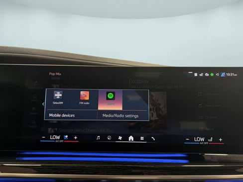 Certified 2024 BMW i7 xDrive60 w/ Executive Package AWD/4WD image 25
