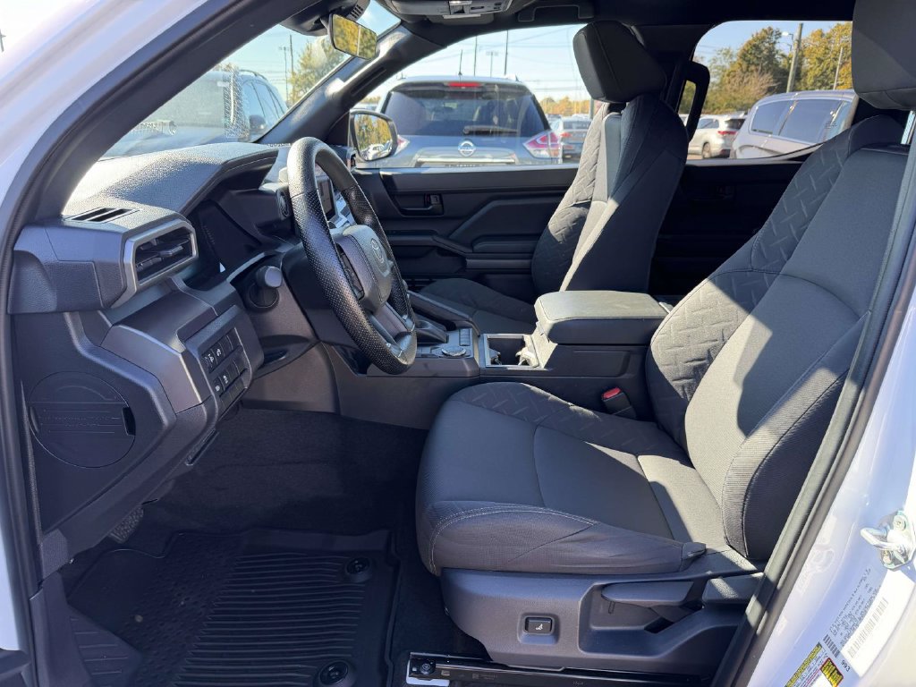 Used 2026 Toyota Tacoma SR5 RWD image 18