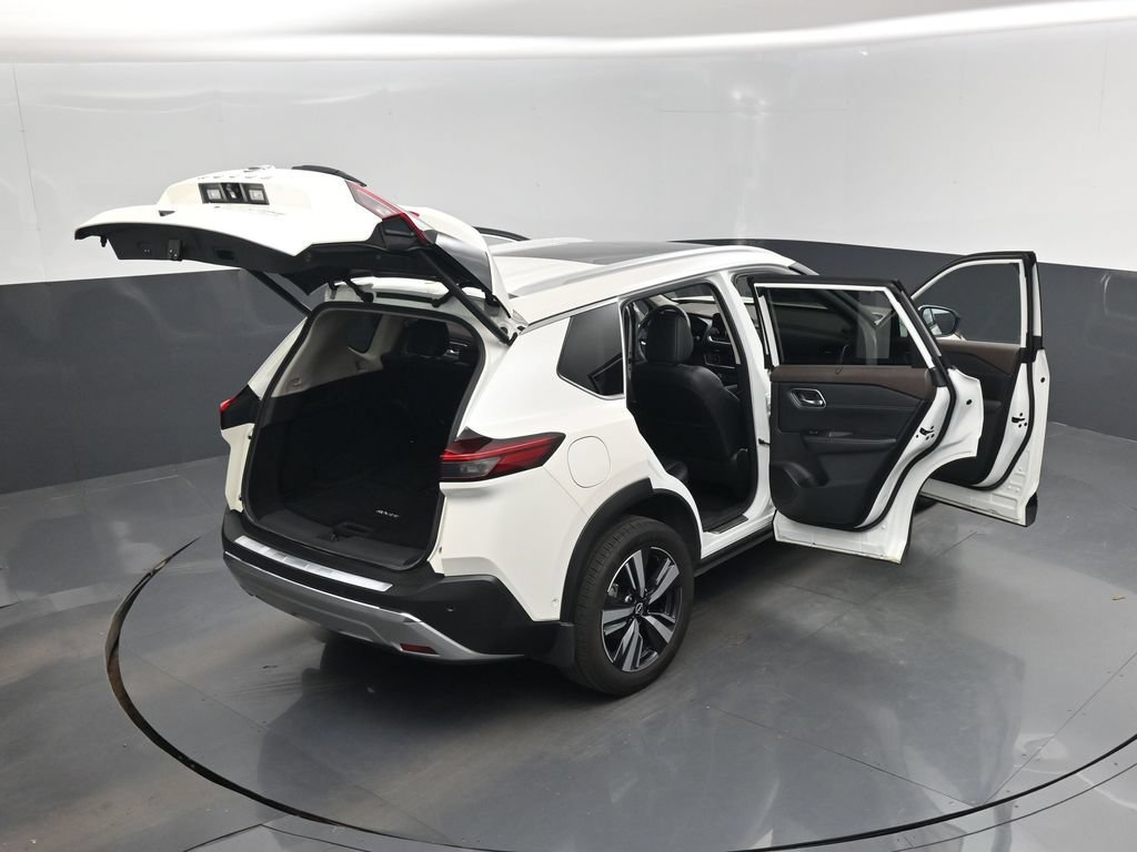 Used 2023 Nissan Rogue Platinum w/ Platinum Premium Package AWD/4WD image 29