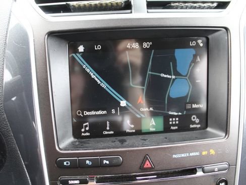 Used 2018 Ford Explorer Limited w/ Equipment Group 301A FWD image 16