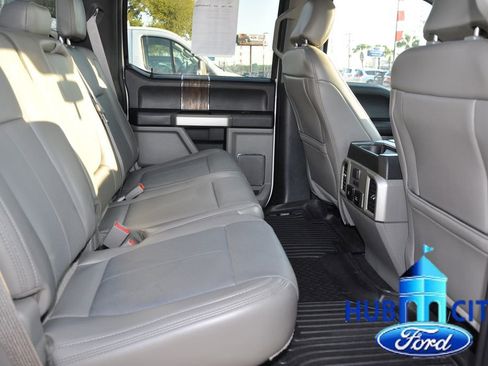 Used 2018 Ford F150 Lariat w/ Equipment Group 502A Luxury image 14